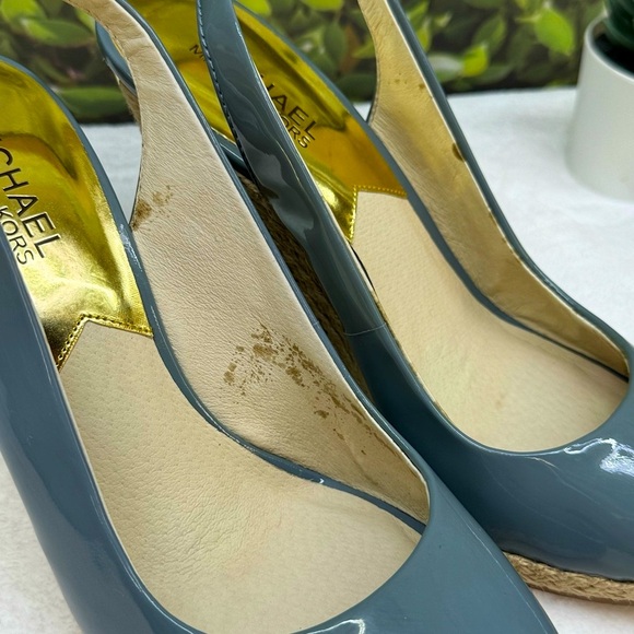 {MICHAEL | Michael Kors} Keegan Slingback Surf Blue Patent Leather Wedge Sandals - Picture 10 of 16